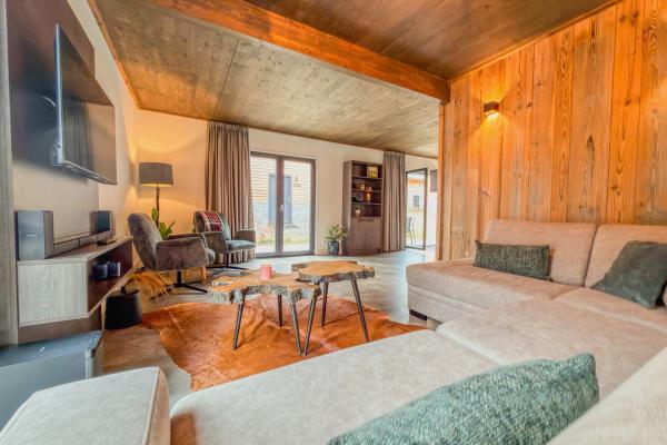Luxe chalet aan de Afritzer See met panoramisch uitzicht op bergen en meer - thumbnail 6