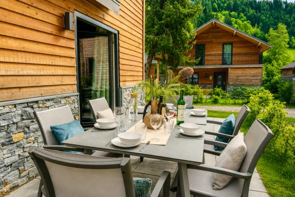Luxe chalet aan de Afritzer See met panoramisch uitzicht op bergen en meer - thumbnail 2