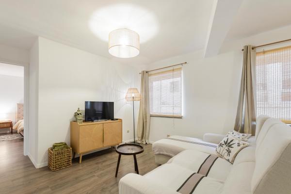 Centraal gelegen appartement in Oostende met garage - thumbnail 1