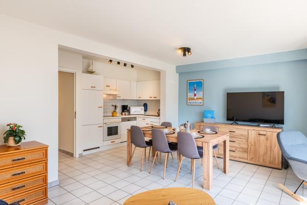 Zonovergoten appartement met zeezicht in het hart van Koksijde - thumbnail 3