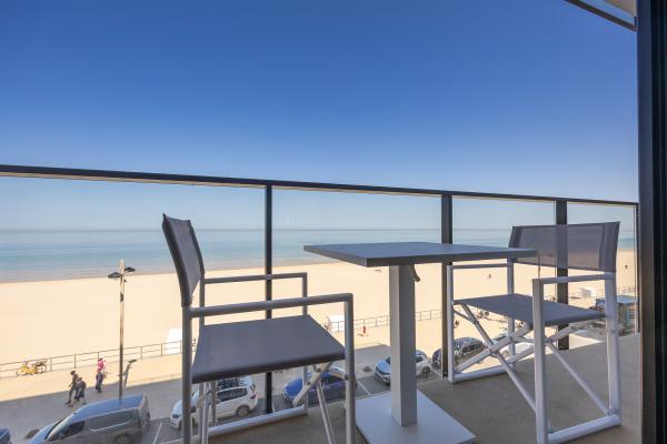 Licht appartement met 2 terrassen en weids uitzicht op zee in Middelkerke - thumbnail 3