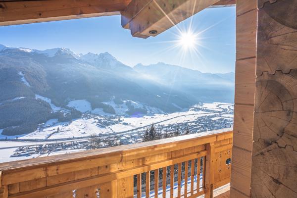 Ruim chaletappartement voor 8 met panoramisch uitzicht op de Hohe Tauern - thumbnail 6