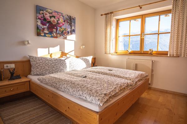 Ruim chaletappartement voor 8 met panoramisch uitzicht op de Hohe Tauern - thumbnail 5