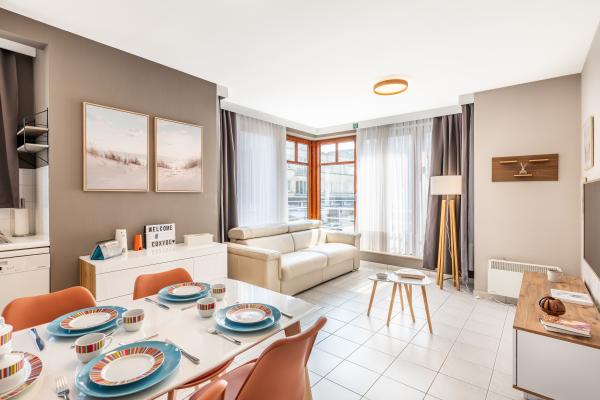 Op 300 m van zee: 4-persoonsappartement in hartje Koksijde - thumbnail 1