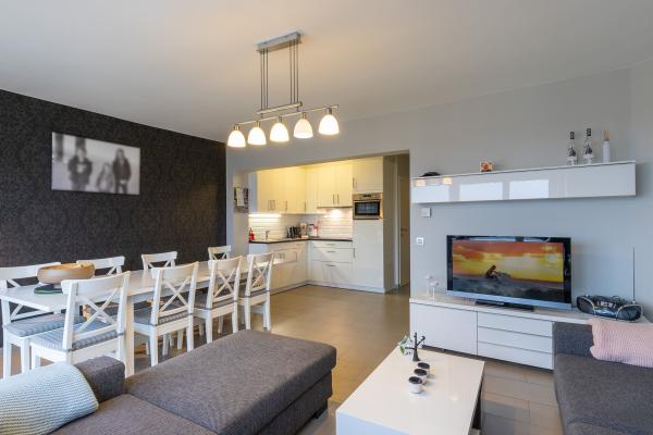 6-persoons appartement met open keuken in centrum Blankenberge - thumbnail 2
