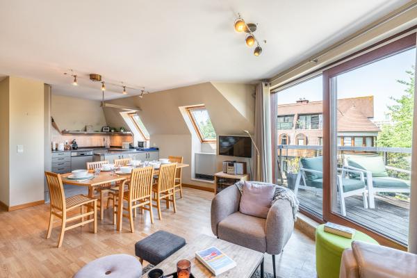Centraal duplex appartement met terras in De Panne, 6 personen - thumbnail 1