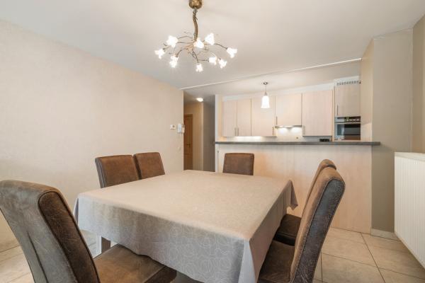 In het centrum: stijlvol 6-persoons appartement in Blankenberge - thumbnail 4