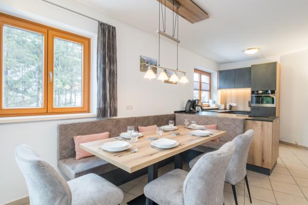 Centraal gelegen appartement in Saalbach-Hinterglemm voor 8 personen - thumbnail 4