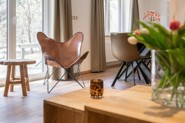 Luxe groepsaccommodatie met sauna voor 18 personen direct aan de piste in Saalbach - thumbnail 6