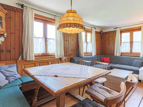 Villa photo 4