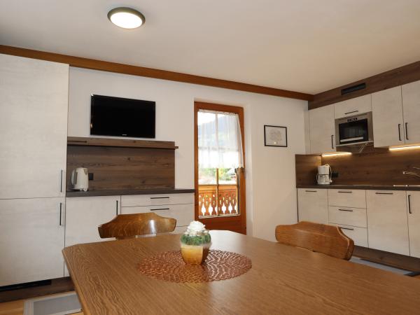 Villa photo 3