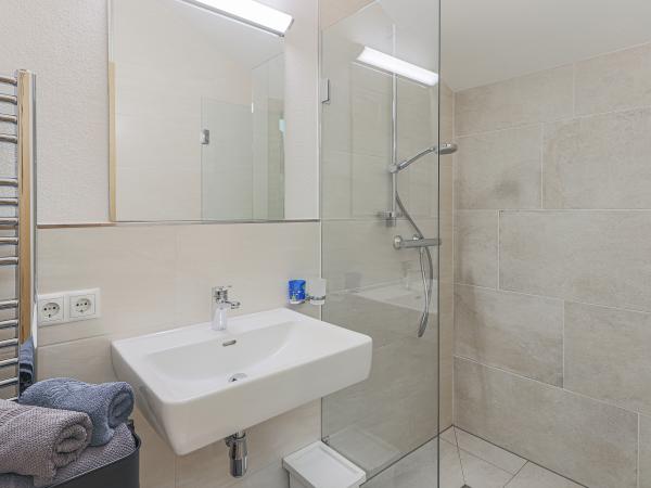 Villa photo 4