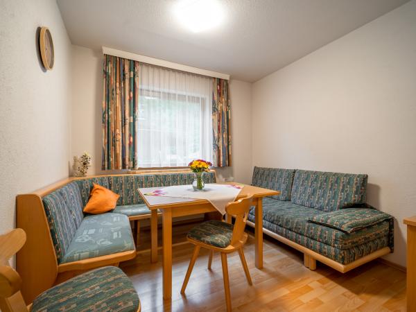 Villa photo 2