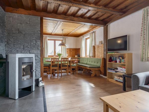Villa photo 4