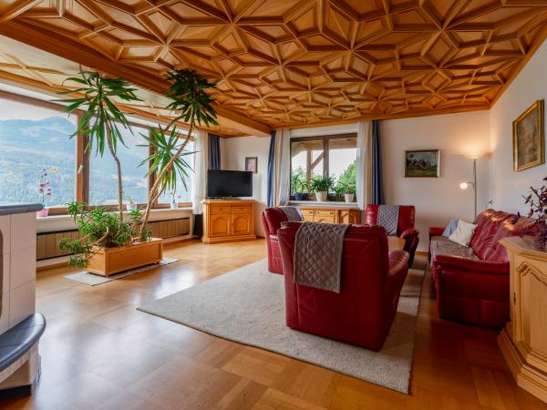 Villa photo 5