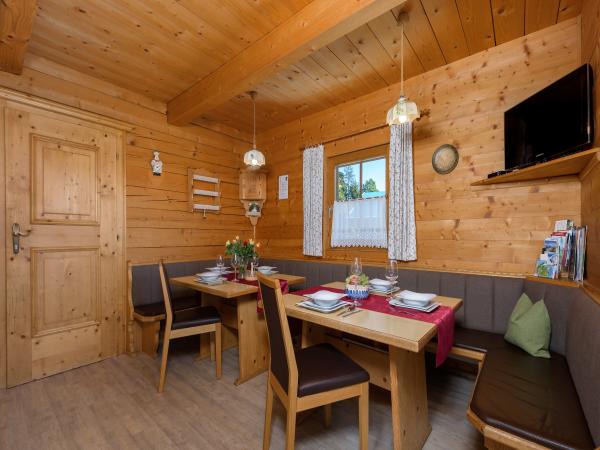 Villa photo 3