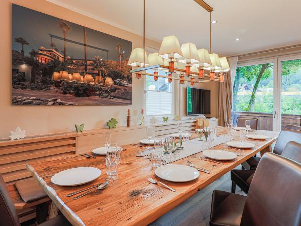 Villa photo 3