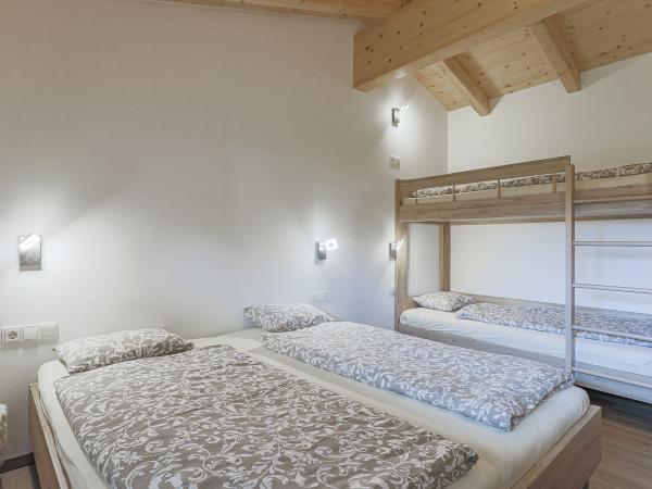 Villa photo 3