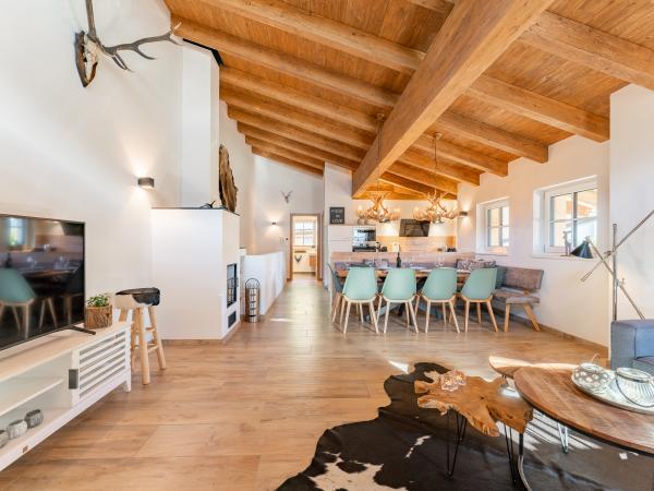 Villa photo 5