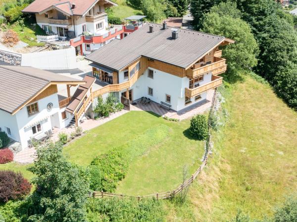 Villa photo 3
