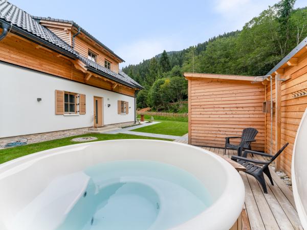 Villa photo 3