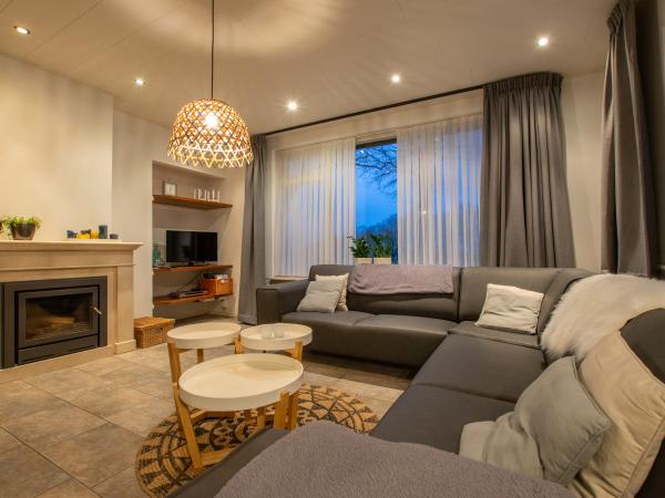 Villa photo 4