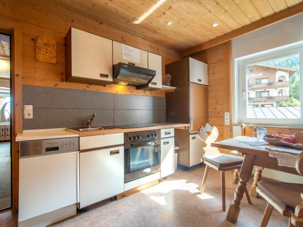 Villa photo 3