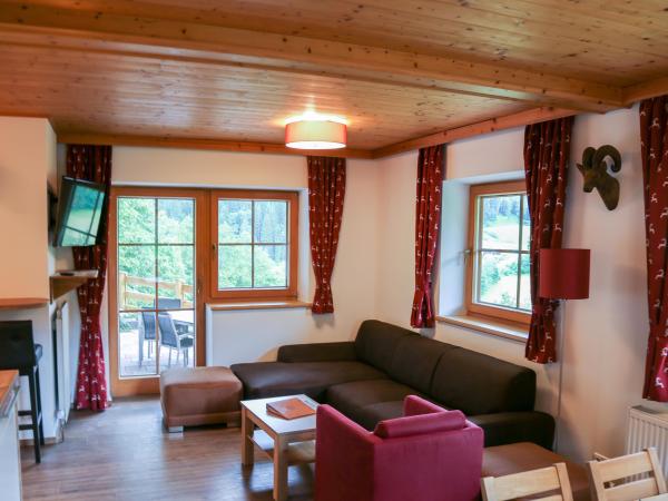 Villa photo 3