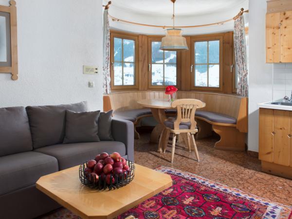 Villa photo 2