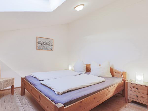 Villa photo 2