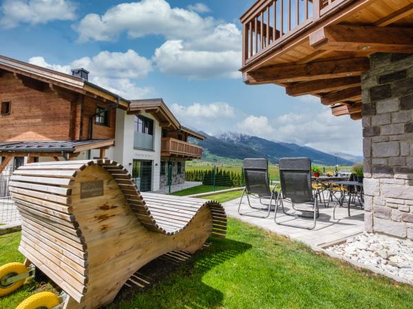 Villa photo 2