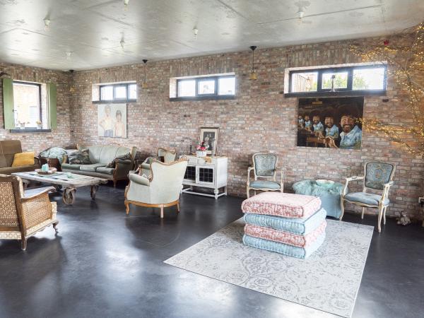 Villa photo 3