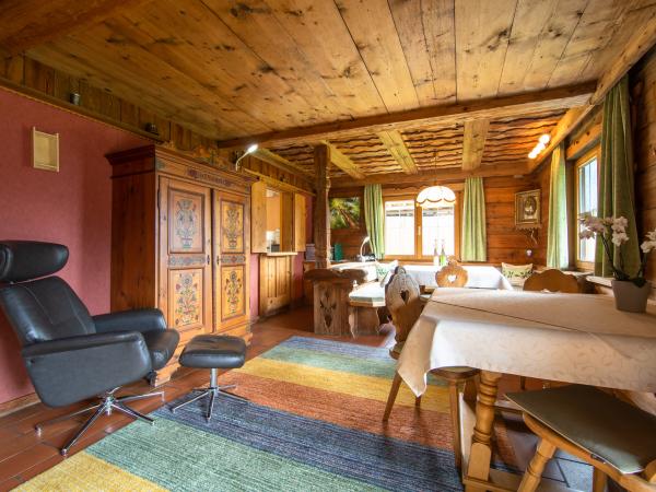 Villa photo 3