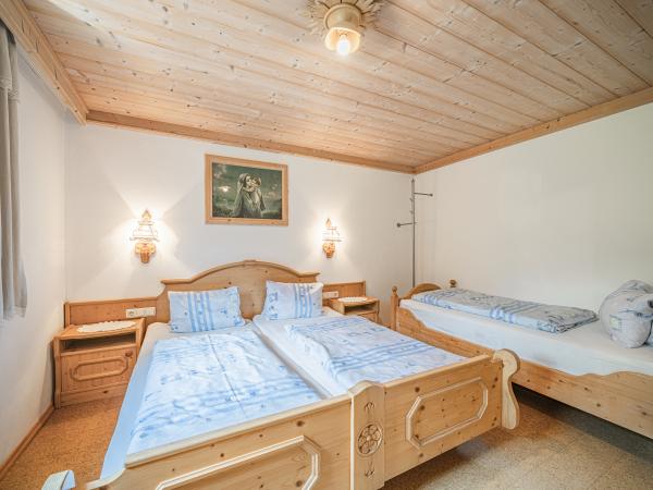 Villa photo 2