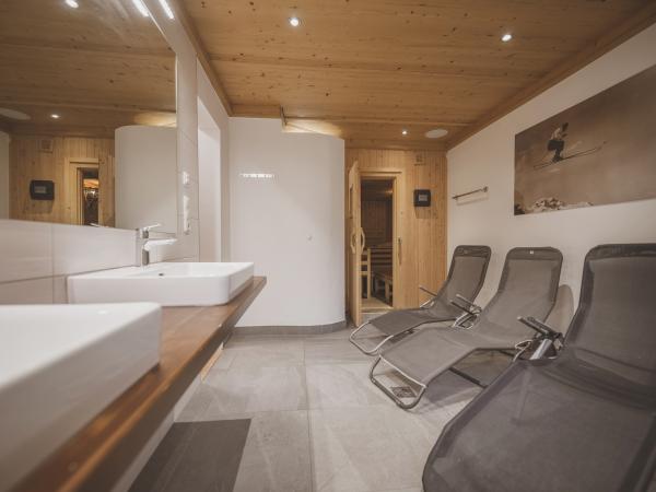 Villa photo 3