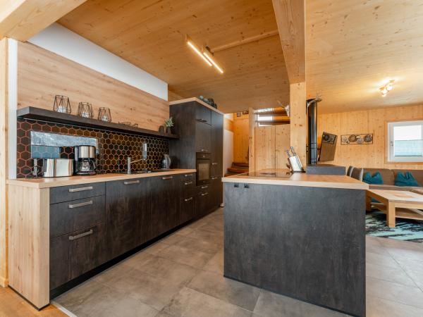 Villa photo 4