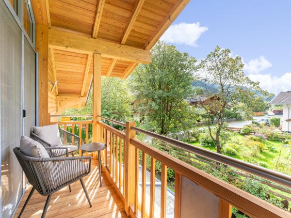Villa photo 2