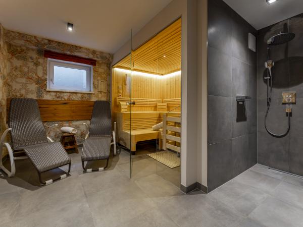 Villa photo 3
