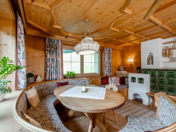 Villa photo 3
