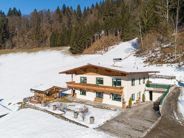 Villa photo 2