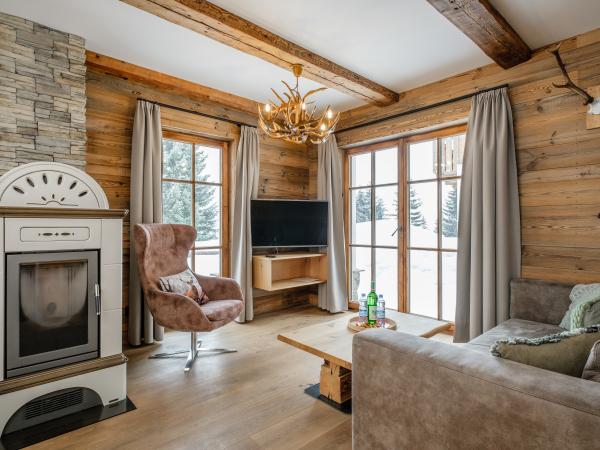 Villa photo 2