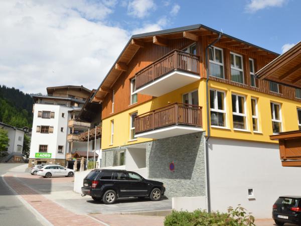 Villa photo 2