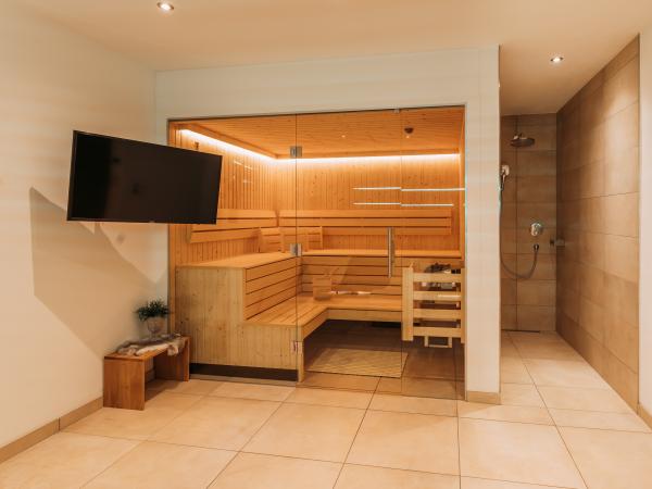Villa photo 3