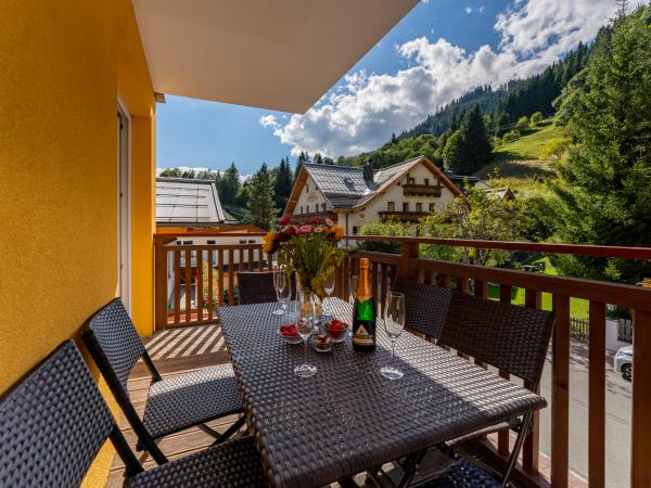Villa photo 3