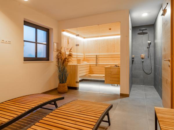 Villa photo 3