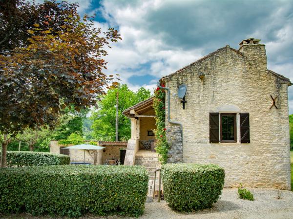 Villa photo 3