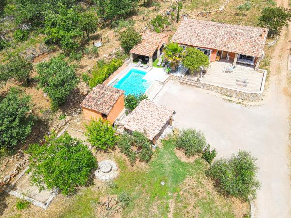 Villa photo 3