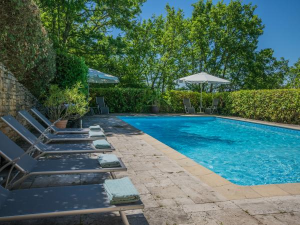 Villa photo 3