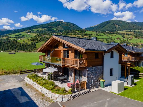 Villa photo 3