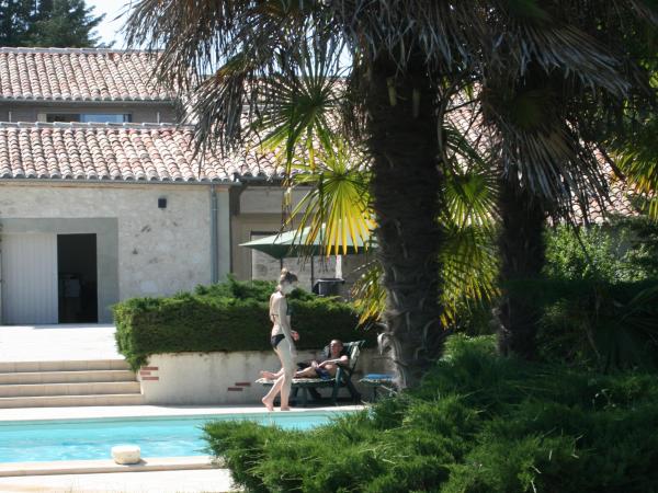 Villa photo 2